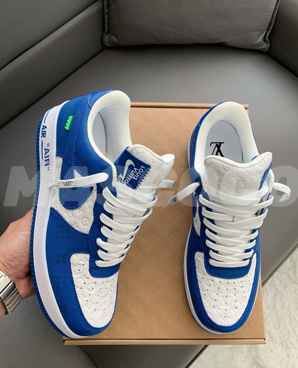 Sneakers -Style That Stands Out With COD Facility.